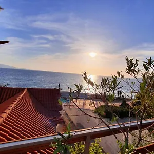 Skenderi Villa Saranda
