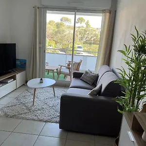 Lumineux Climatise Avec Terrasse Appartement La Ciotat
